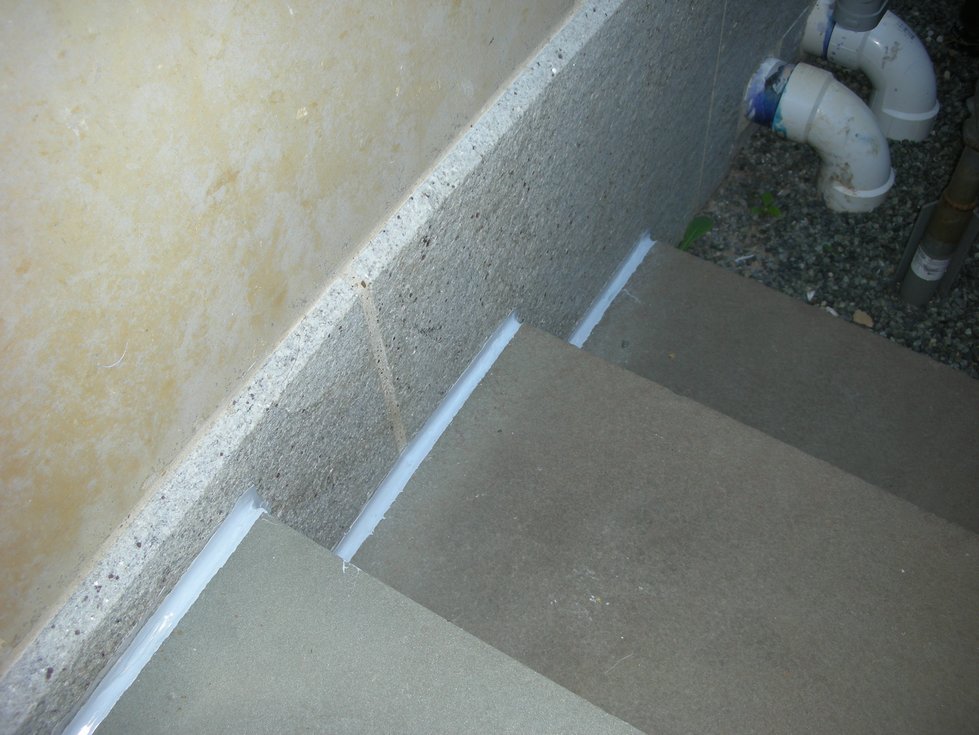 Waterproofing - Caulk 006